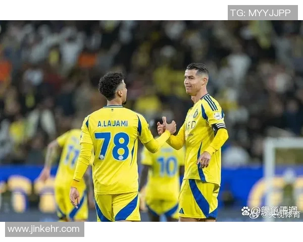 新推出的足球明星名单揭晓引发全球球迷热议与期待